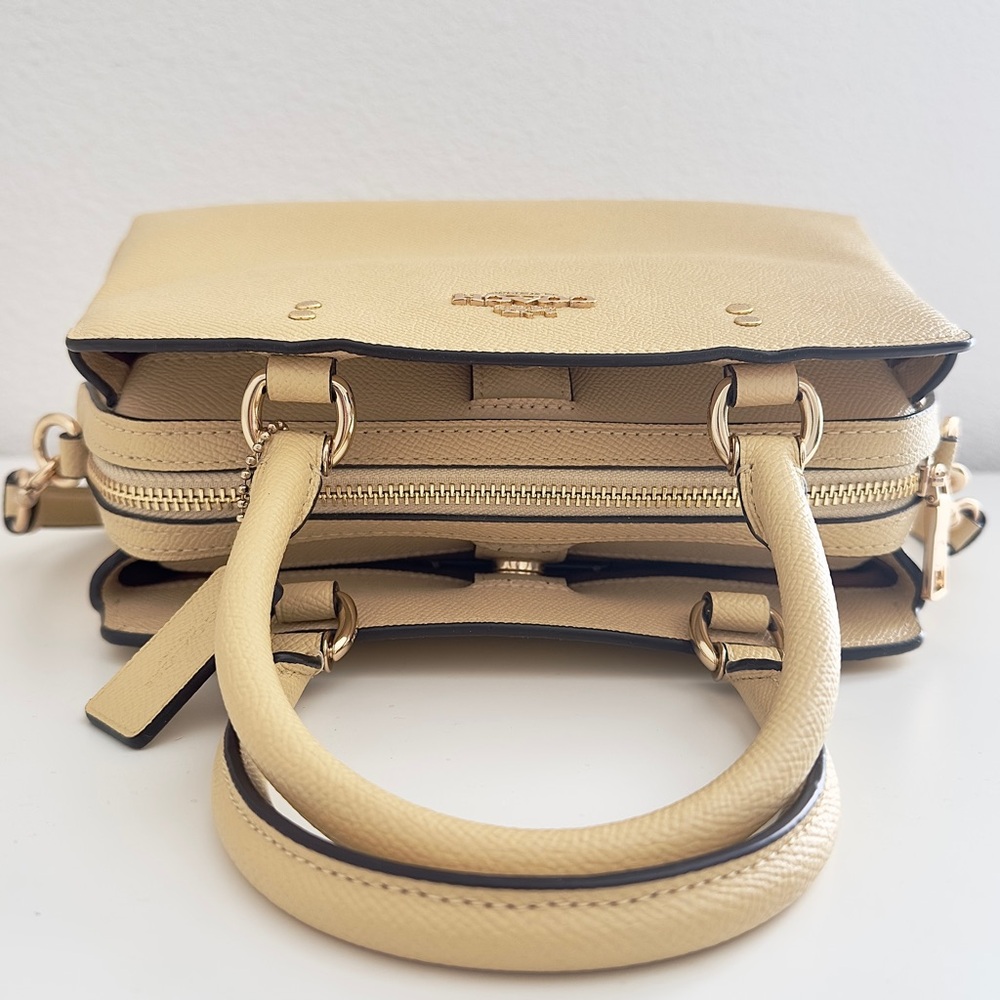 Coach Mini Lillie Carryall Shoulder Bag Crossgrain Leather Vanilla Cream Yellow - Picture 4 of 12